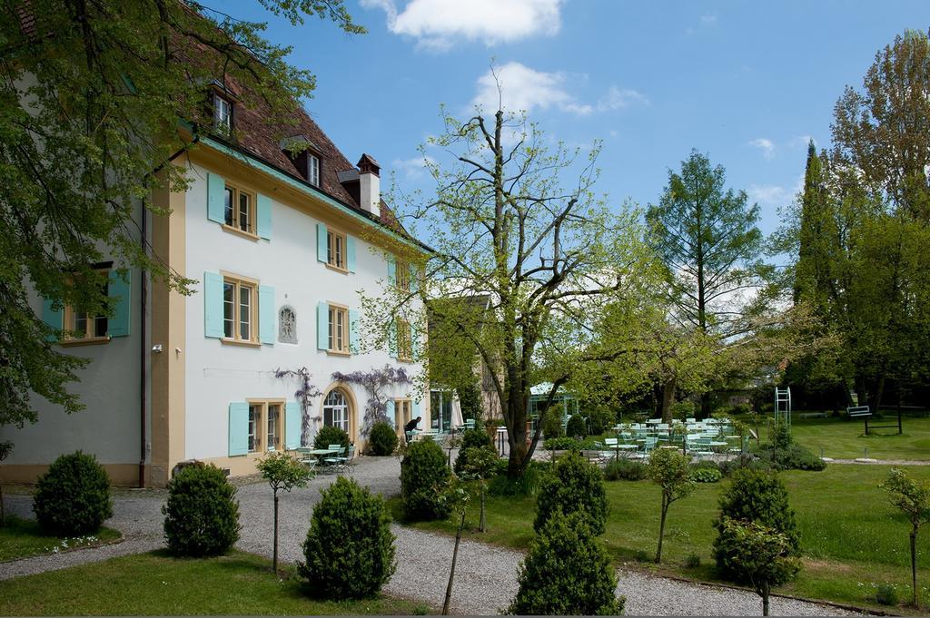 Schloss Ueberstorf - Tafeln, Tagen, Traeumen Extérieur photo